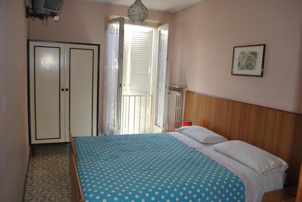 Albergo Alla Rocca Garda  Værelse billede